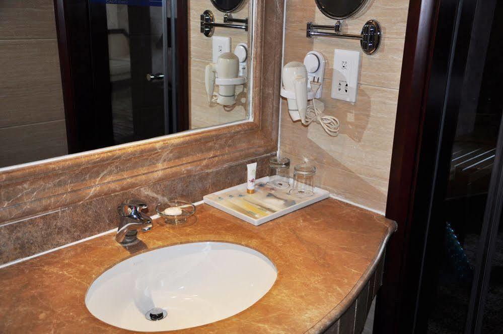 דאליין Weigela Park Hotel מראה חיצוני תמונה